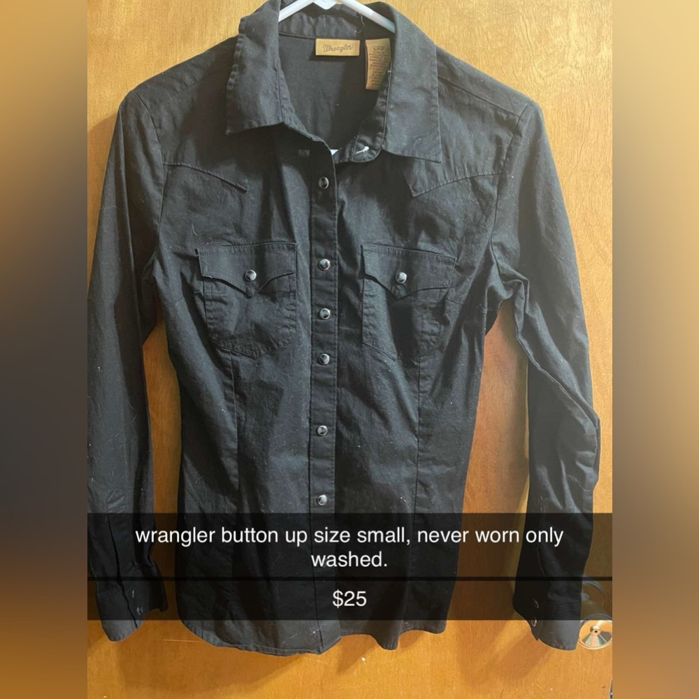 Women’s Pearl Snap